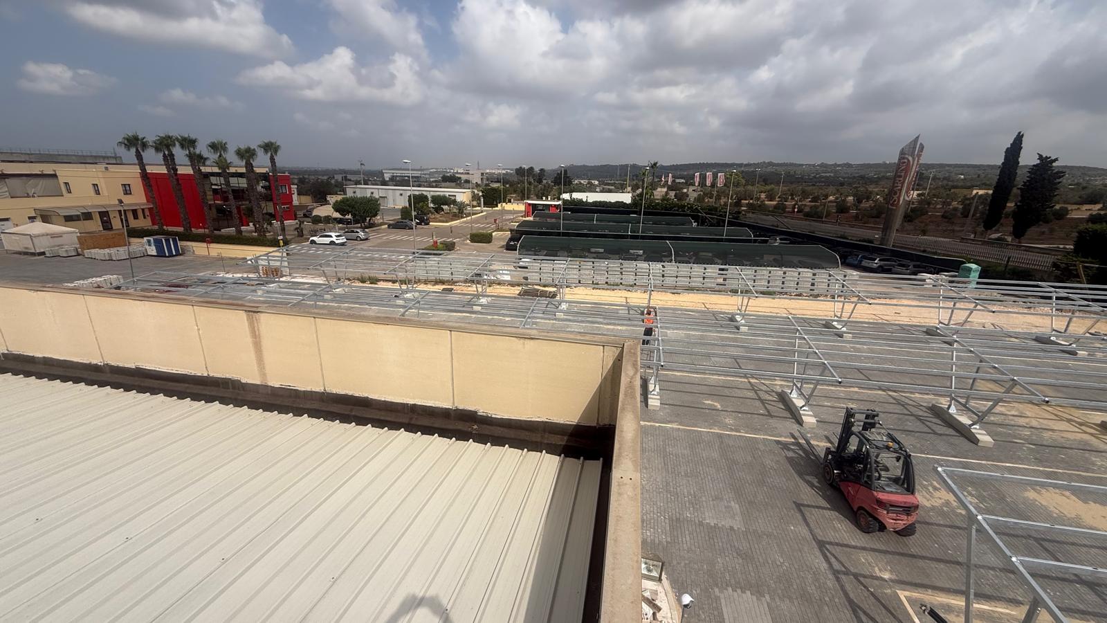 Cantiere pensiline Msolar Easy Fast a Lecce, foto 1